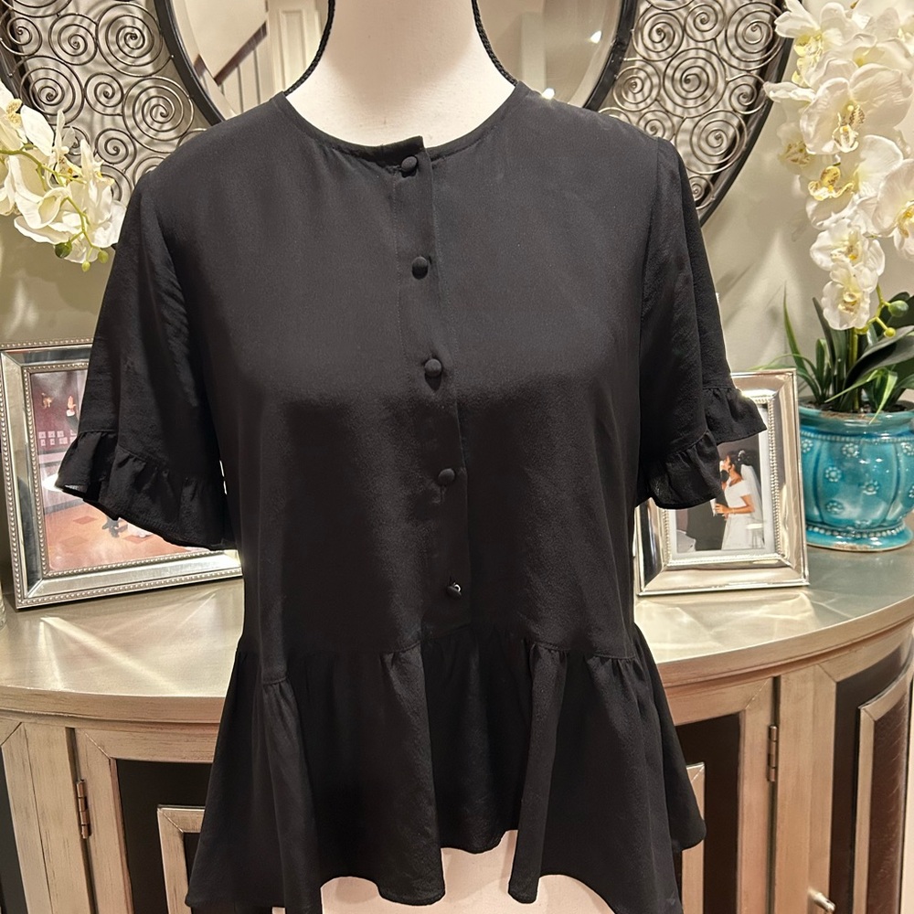 Madewell Black Short-Sleeve Button Front Ruffle Hem Blouse